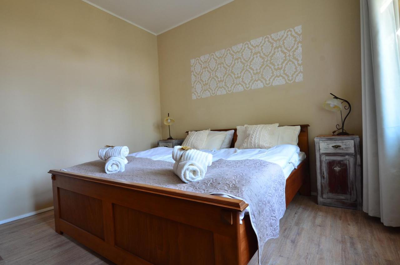 Baronka Bed & Breakfast & Bistrot Betliar エクステリア 写真